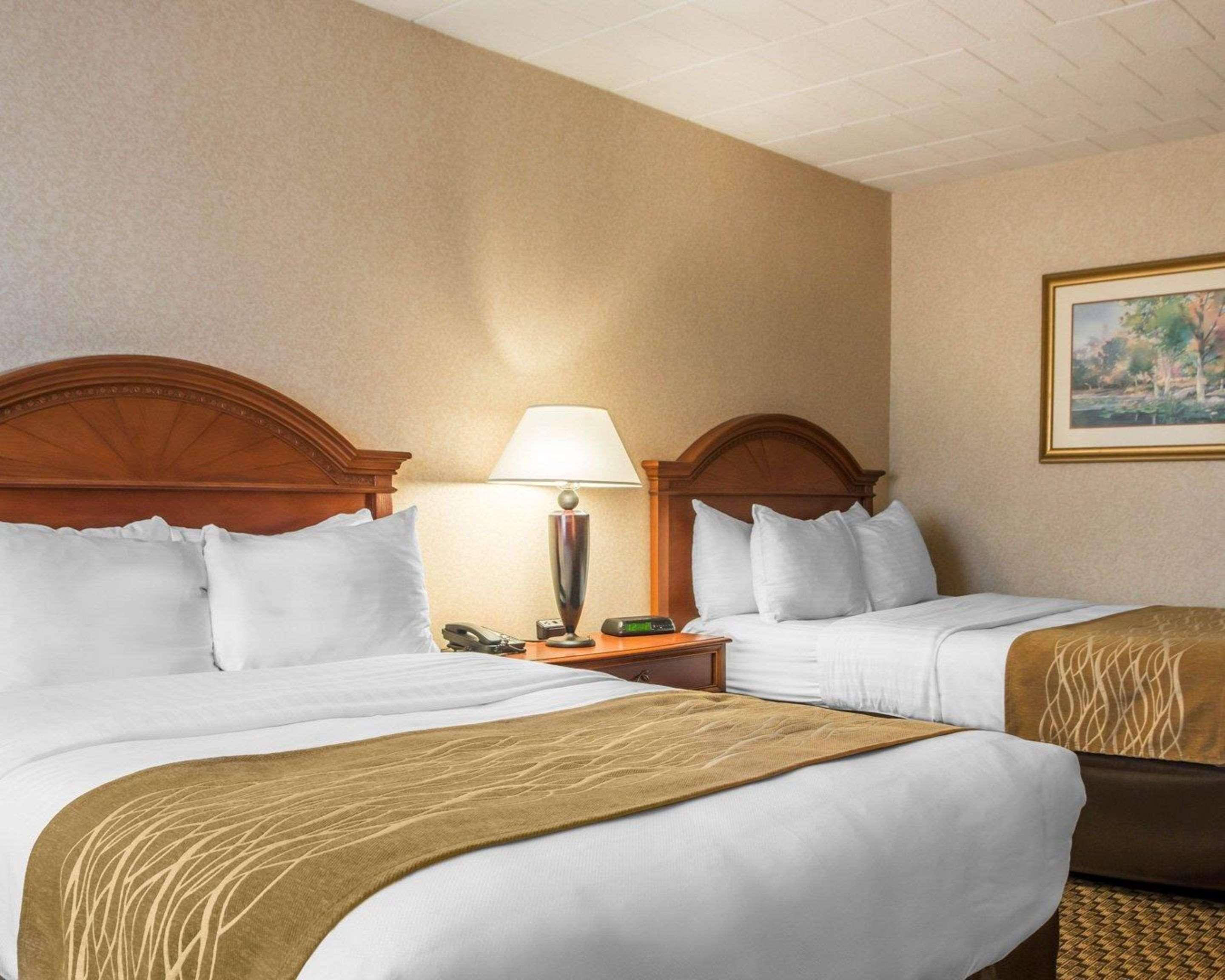 Mainstay Suites Verona Екстер'єр фото